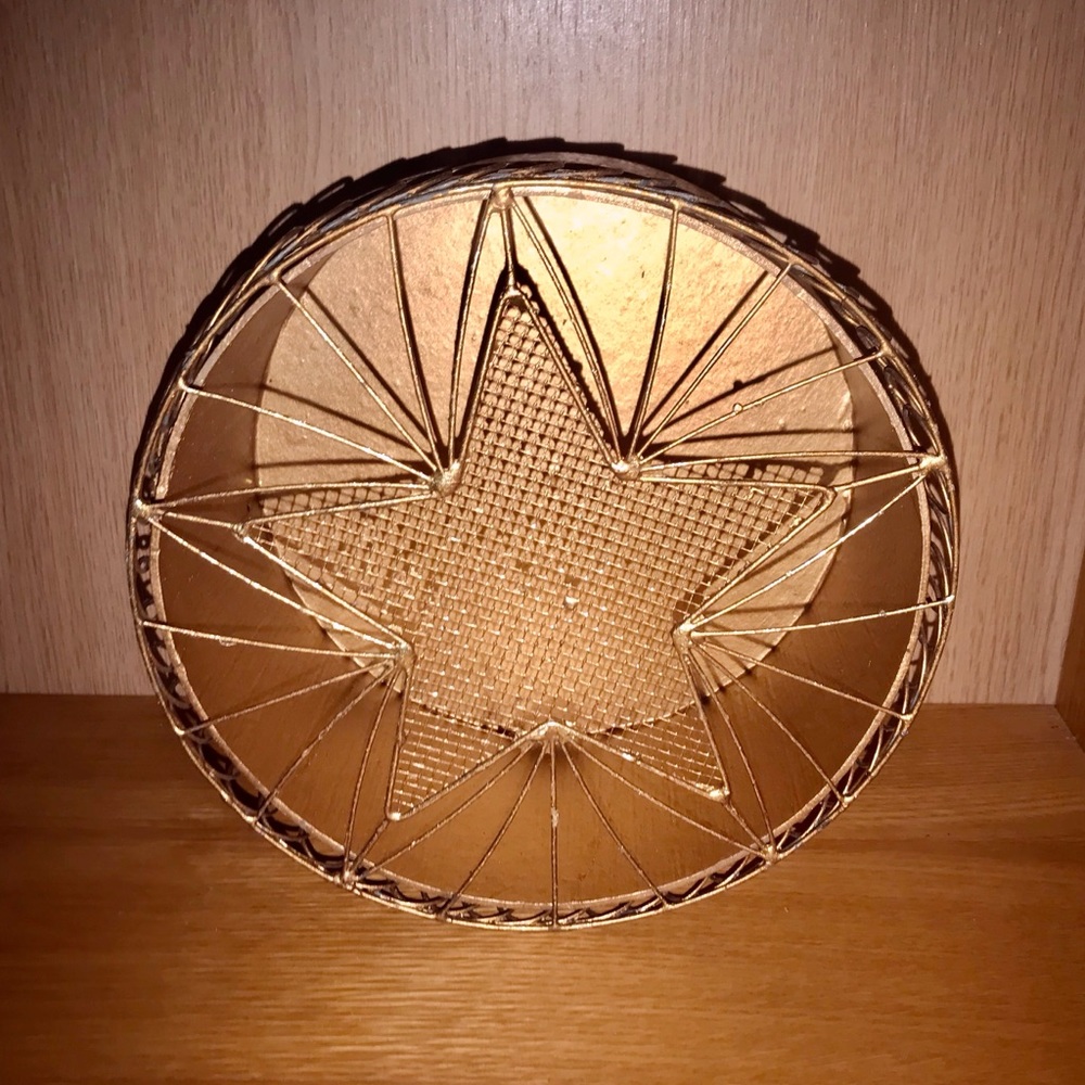 New Handmade Box Gold Color Star Design - Picture 3 of 16